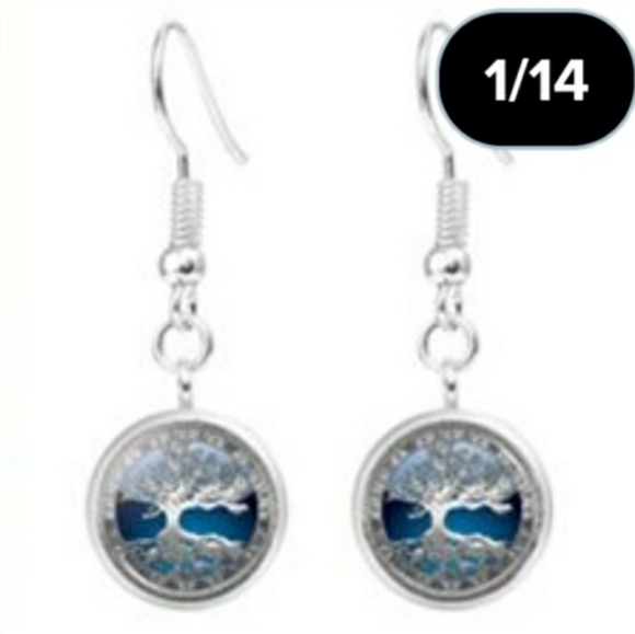 New Earrings Beautifully Fashioned in Silv… - Picture 3 of 4